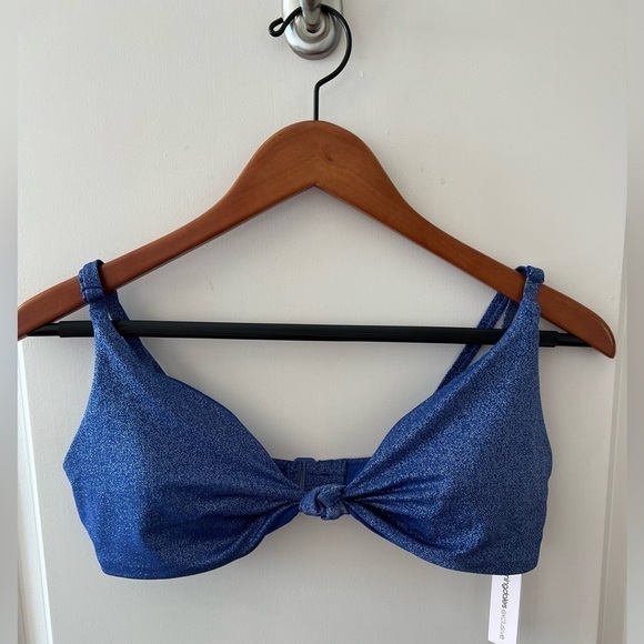 AQUA Swim Shimmer Twist Front Bikini Top NWT - Picture 3 of 16